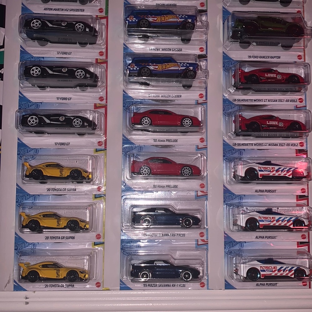 Hotwheels - for sale or trade - hmu with offers